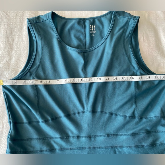 Title Nine Dream V-Neck Dress - Picture 9 of 14